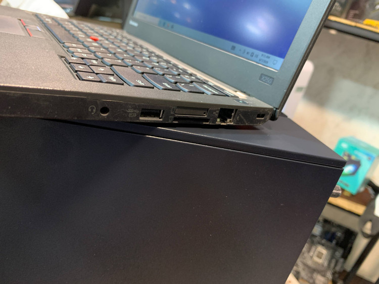 لپتاپ استوک Lenovo ThinkPad X250